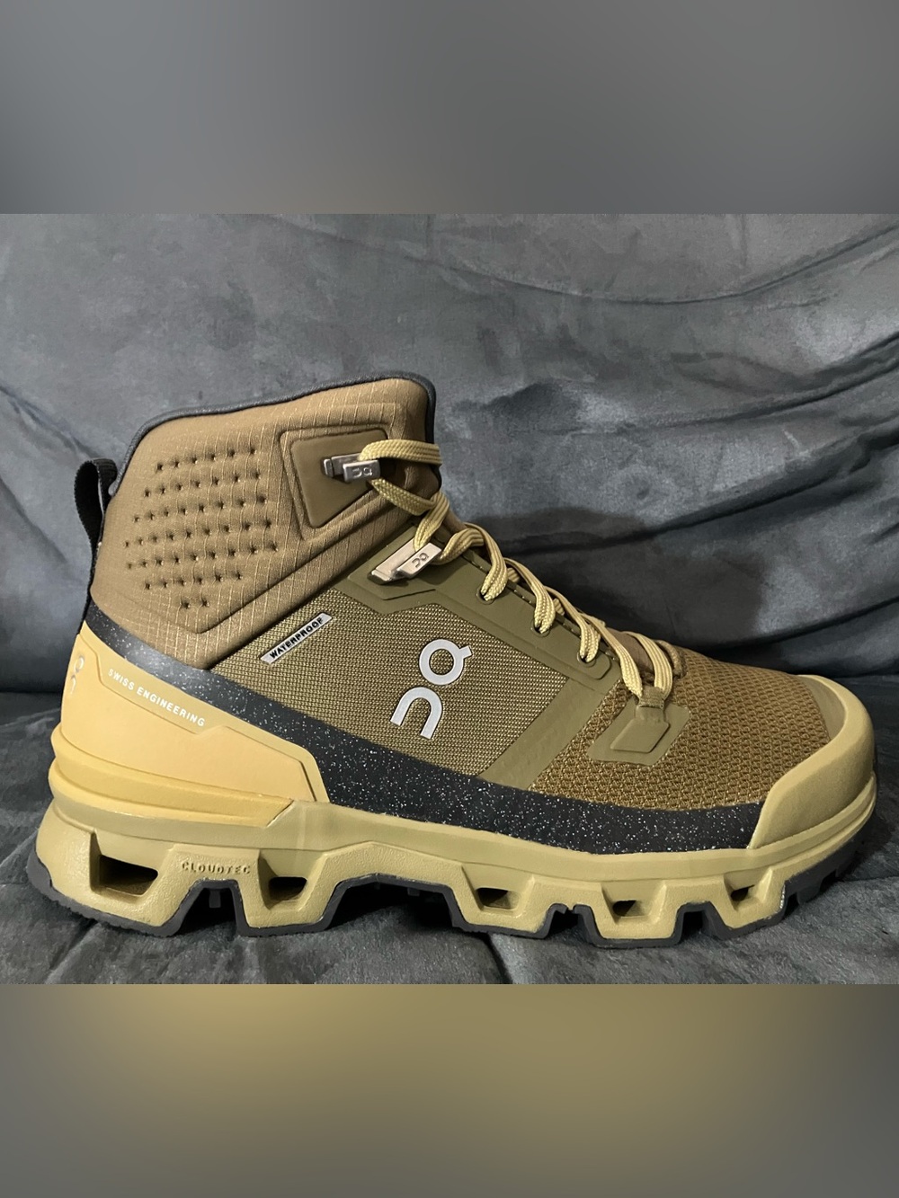 On Cloudrock Waterproof Women's 7.5 Outdoor Trail Hiking Shoes Hunter Safari